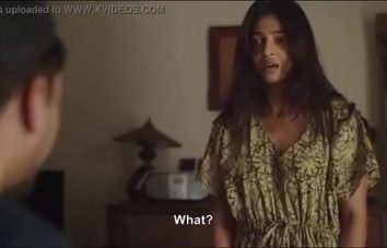 Indiana mostrando xota peluda num filme de Holywood